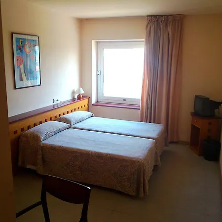 Hotel Montmelo Hotel 2*