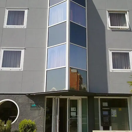 Hotel Hotel Montmelo 2*