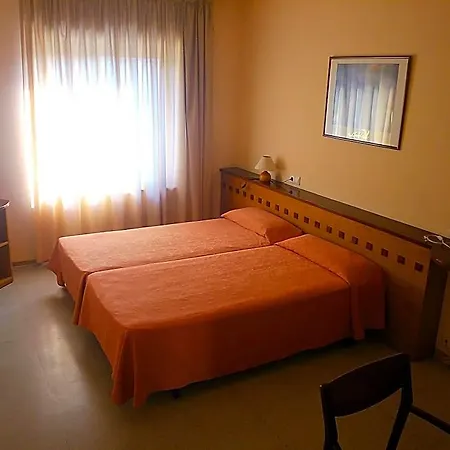 Hotel Montmelo Hotel 2*