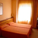 Hotel Hotel Montmelo 2*