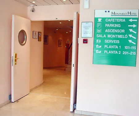 호텔 Hotel Montmelo 2*